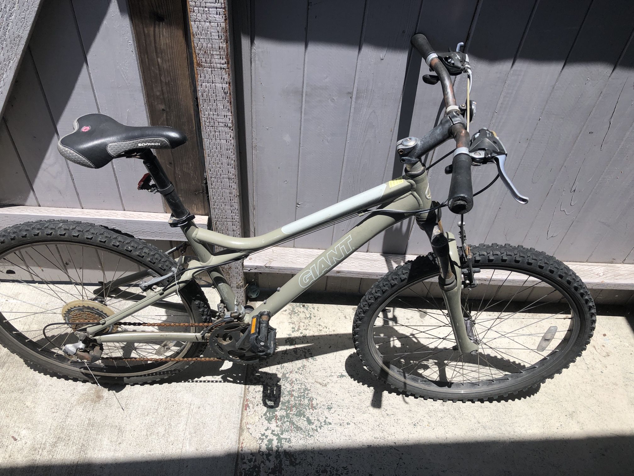 Giant 26” Bike / Mountain Bike