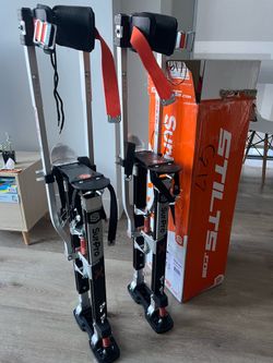 Stilts/Zancos