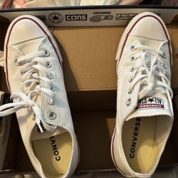 Converse Size 7mens/9womens