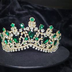 Fineder Bride Baroque Vintage Queen Green Crystal

