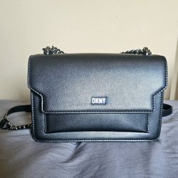 DKNY- Millie Shoulder Bag (Black/Gunmetal)