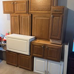 Used Cabinets - Various Sizes 