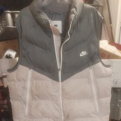 Nike Men's Storm-Fit Insulated Vest