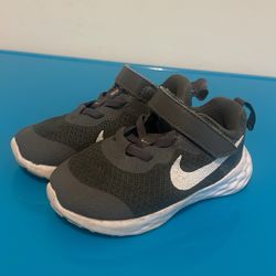 Nike Shoes 6c