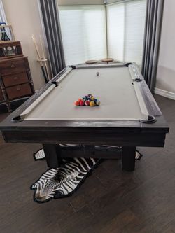 Like new customer pool table