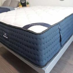 Dreamcloud Twin Mattress 
