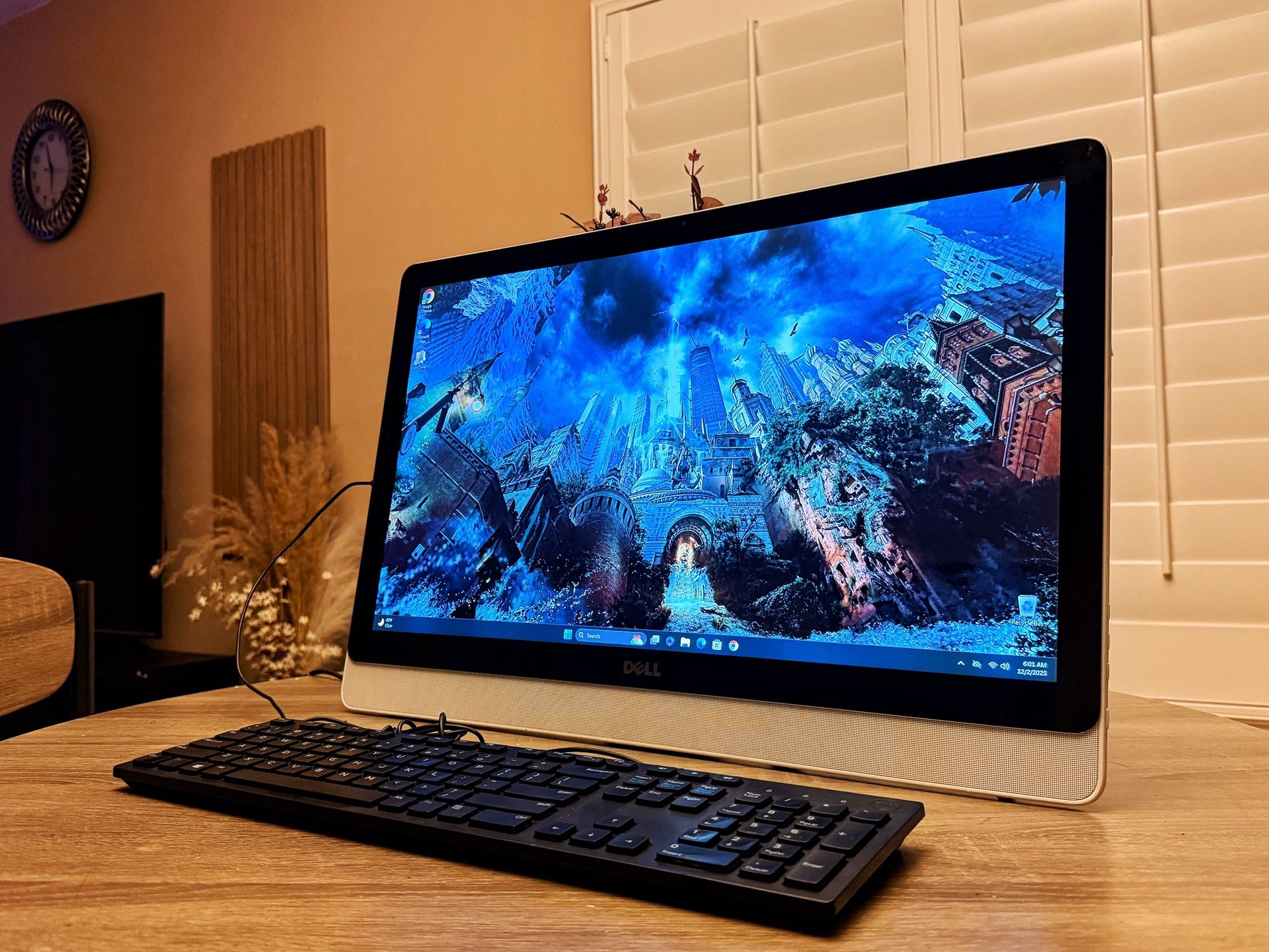 24” DELL ALL IN ONE TOUCHSCREEN DESKTOP PC WINDOWS 11 PRO