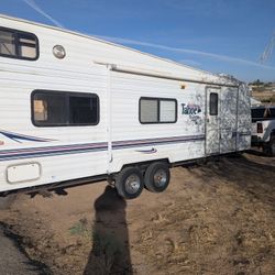 26ft Tahoe Toy Hauler 