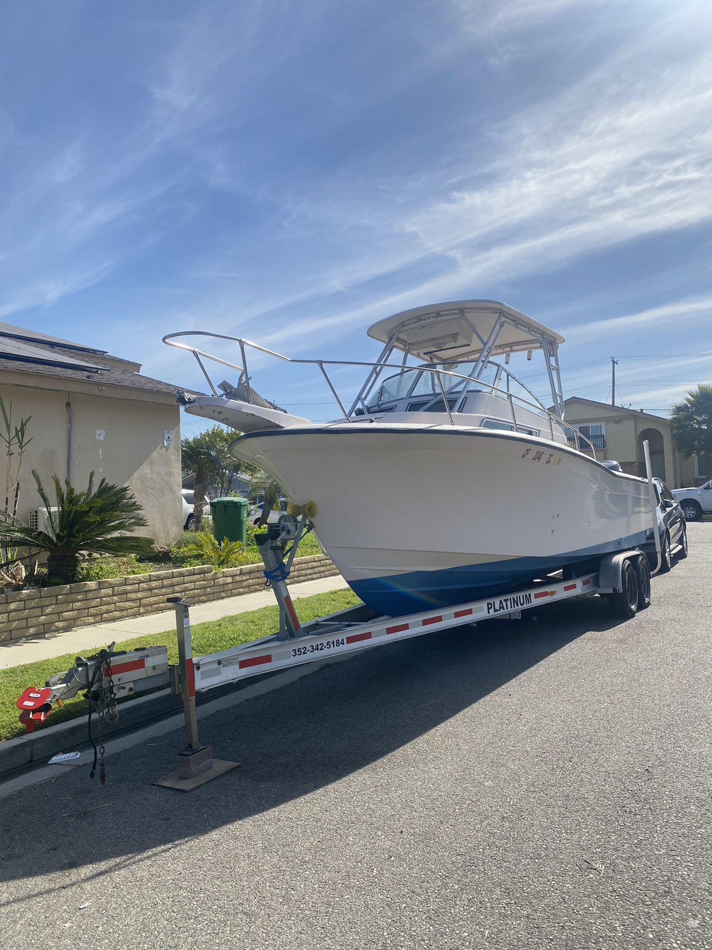 1996 with 2008 twin yamaha 200Hp 350Hours offshore 28FT long fishing machine for quick sale.