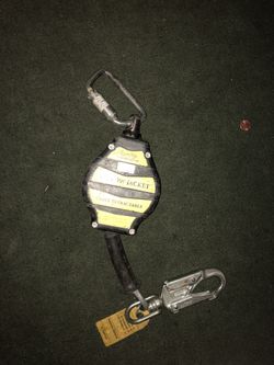10’ retractable lightweight fall protection