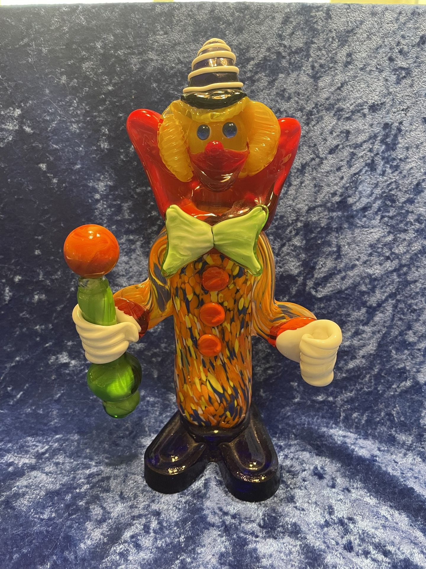 Murano,Italy (MCM) Handmade,Hand Fused Art Glass Clown Holding A Wine Bottle??