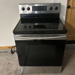 Samsung Electric Stove (delivery available)