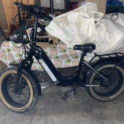 Goldencycles Spark E-bike