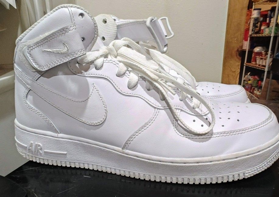 Nike Air Force 1