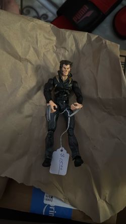 vintage 2000 Toy Biz X-Men Movie Wolverine (specifically from the "X-Cycle" motorcycle set)