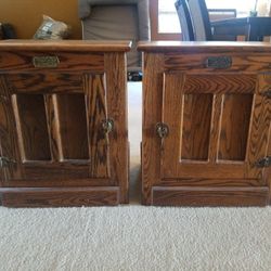 2 antique end tables
