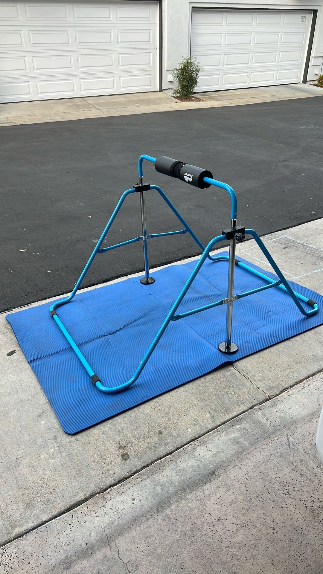 Gym Bar With Mat