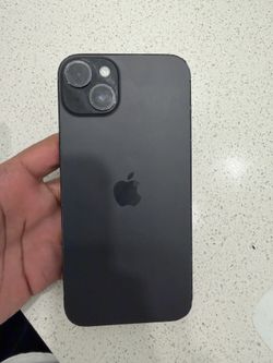 iPhone 15 Plus