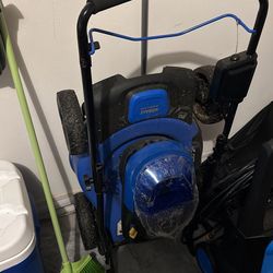 Grass Mower Cordless  Kobalt Battery Operated 