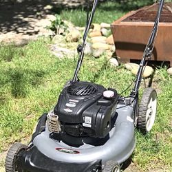 Craftsman Lawnmower 