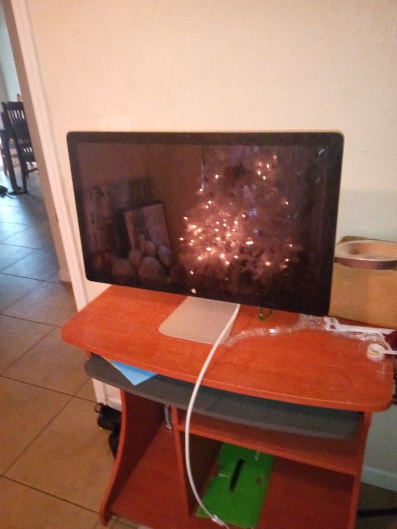 Apple Desktop Monitor