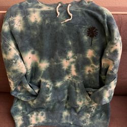 Women’s Clothes 
