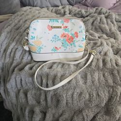 Madden Girl Floral Girl Crossbody Bag