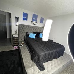 Queen size Bed Frame W Drawers On Side