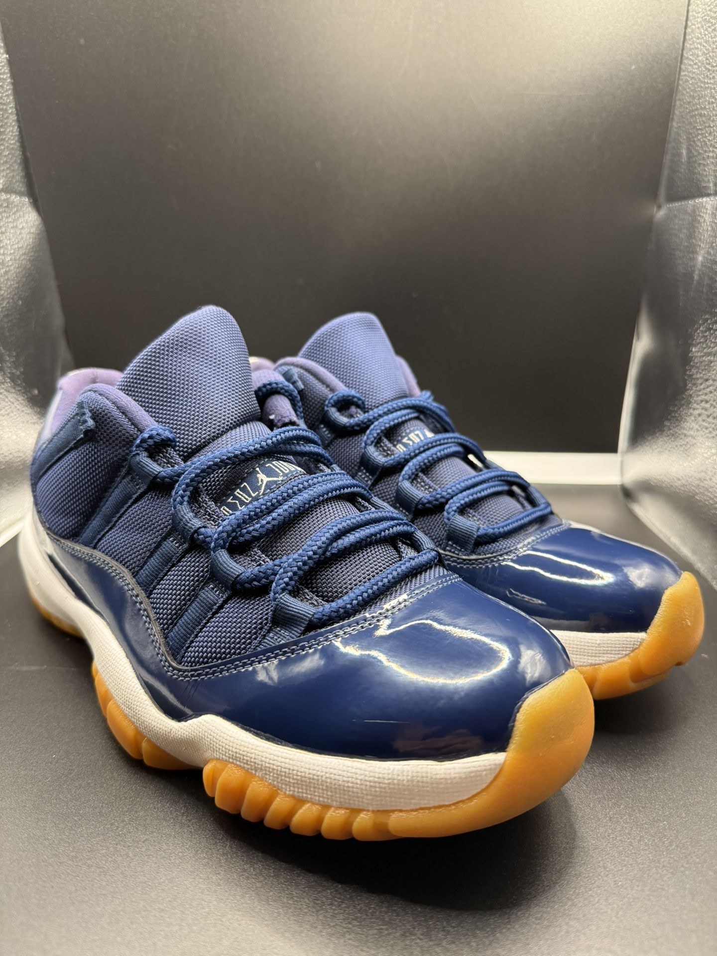 Size 8.5 - Air Jordan 11 Retro Low Navy Gum