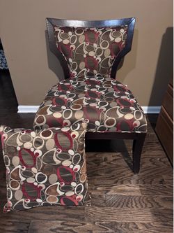Accent Chairs