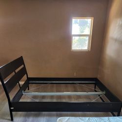 IKEA Twin Size Bed Frame 🛌 