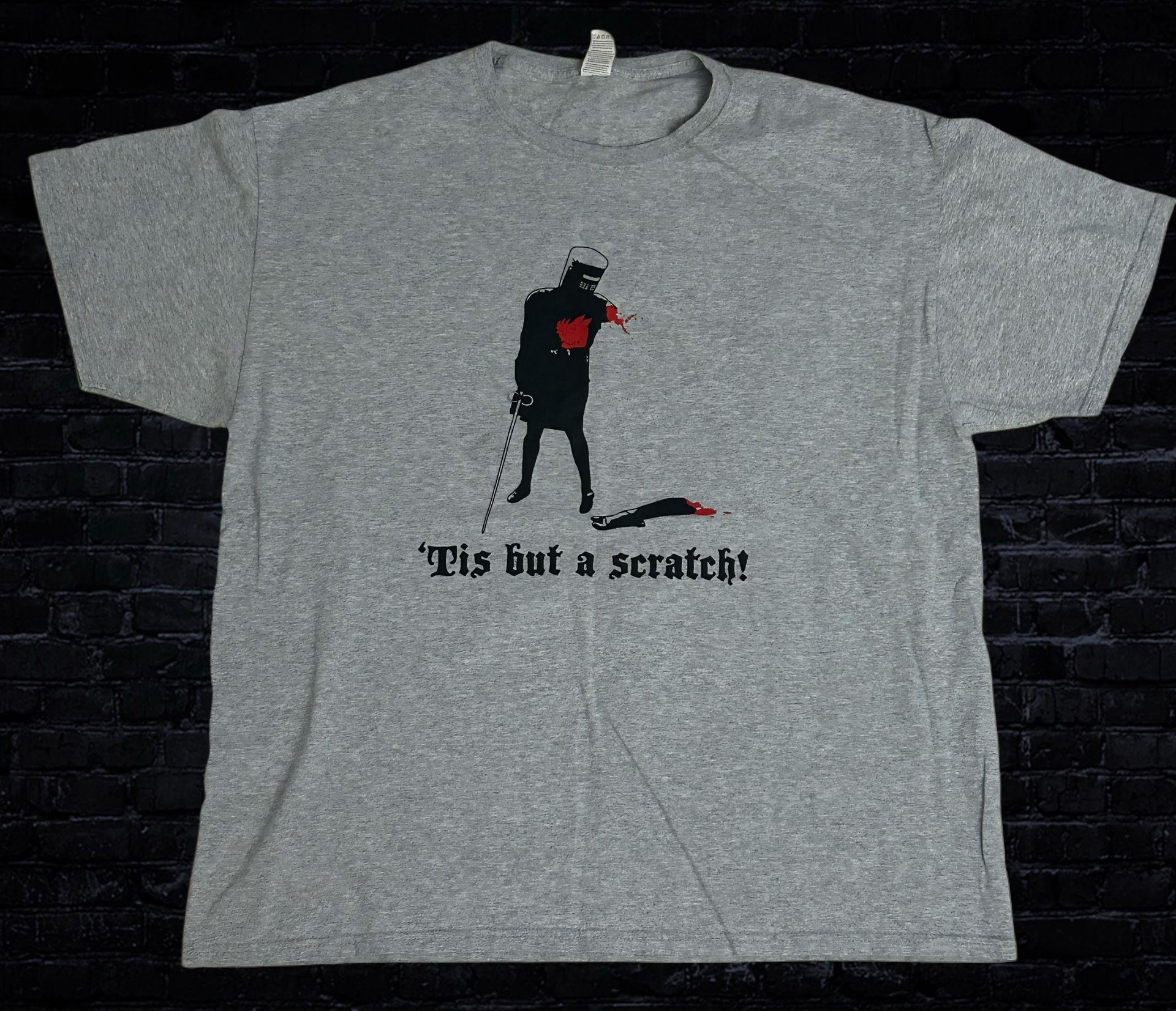 Monty Python and the Holy Grail, 'Tis But A Scratch! Gray Tee XL