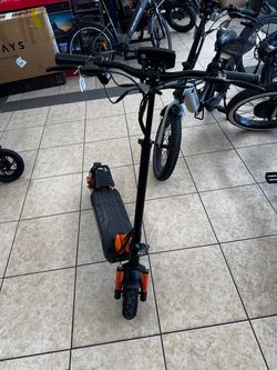 Electric Scooter Orange — Excellent Cosmetic Condition / Needs Drive Repair
