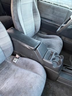 Chevy s10 blazer/pick up center console