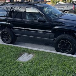 2004 Jeep Grand Cherokee Laredo