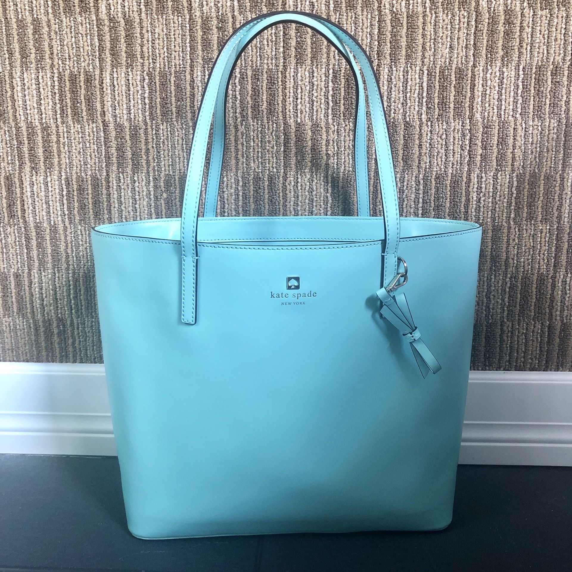 Brand new Kate spade tote color tiffany blue