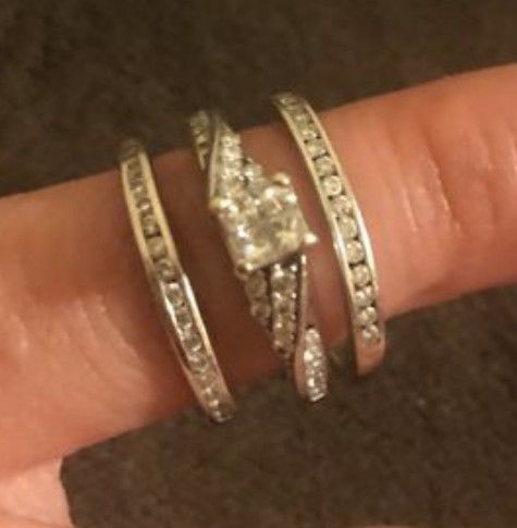 14K WHITE GOLD PRINCESS CUT ENGAGEMENT & WEDDING RINGS