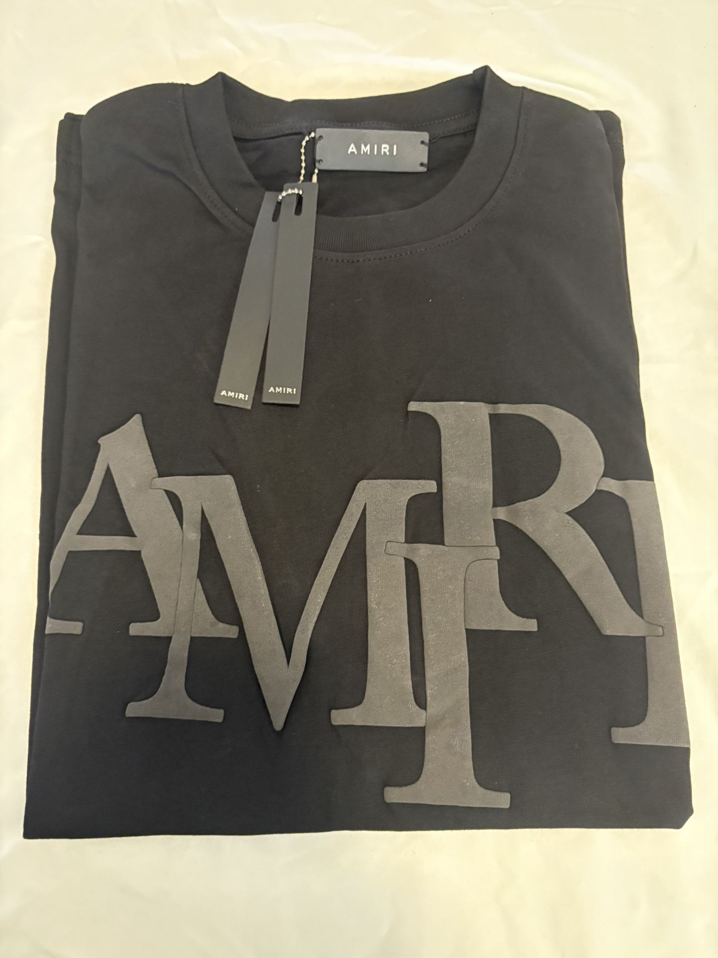 Amari T-Shirt