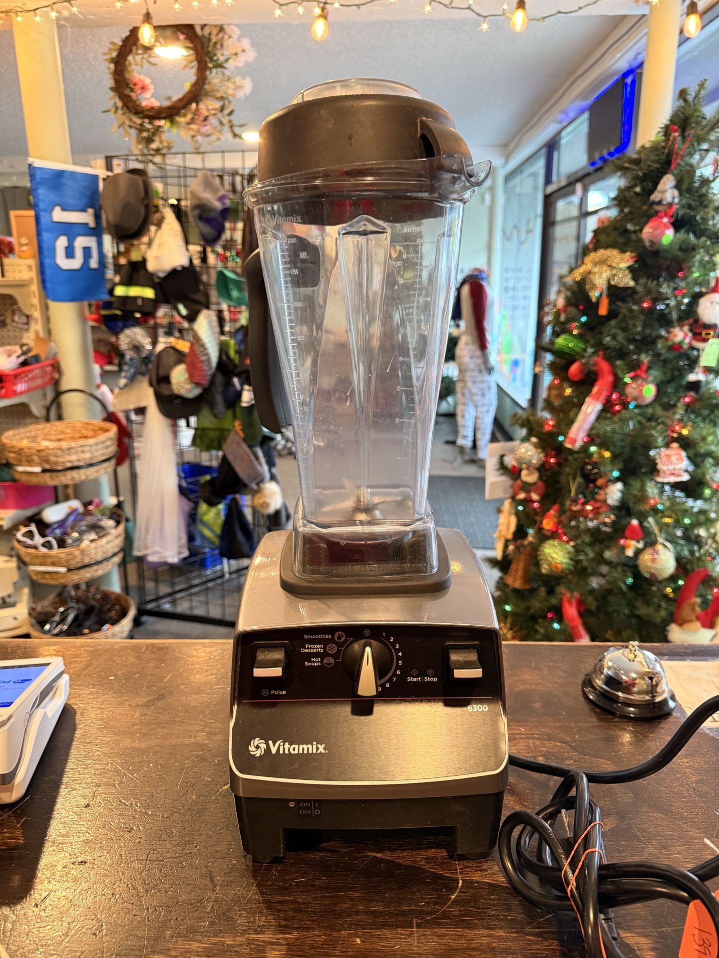 Vitamix 6300 high-performance blender Model VM0102B