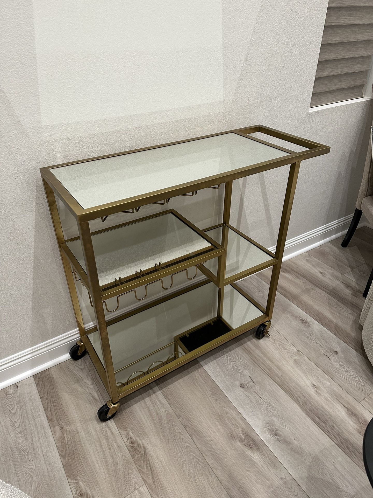 Bar Cart (Gold and Mirrored)