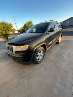 2012 jeep grand Cherokee Laredo