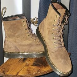  Dr Martens Brown Boots (Zavala)
