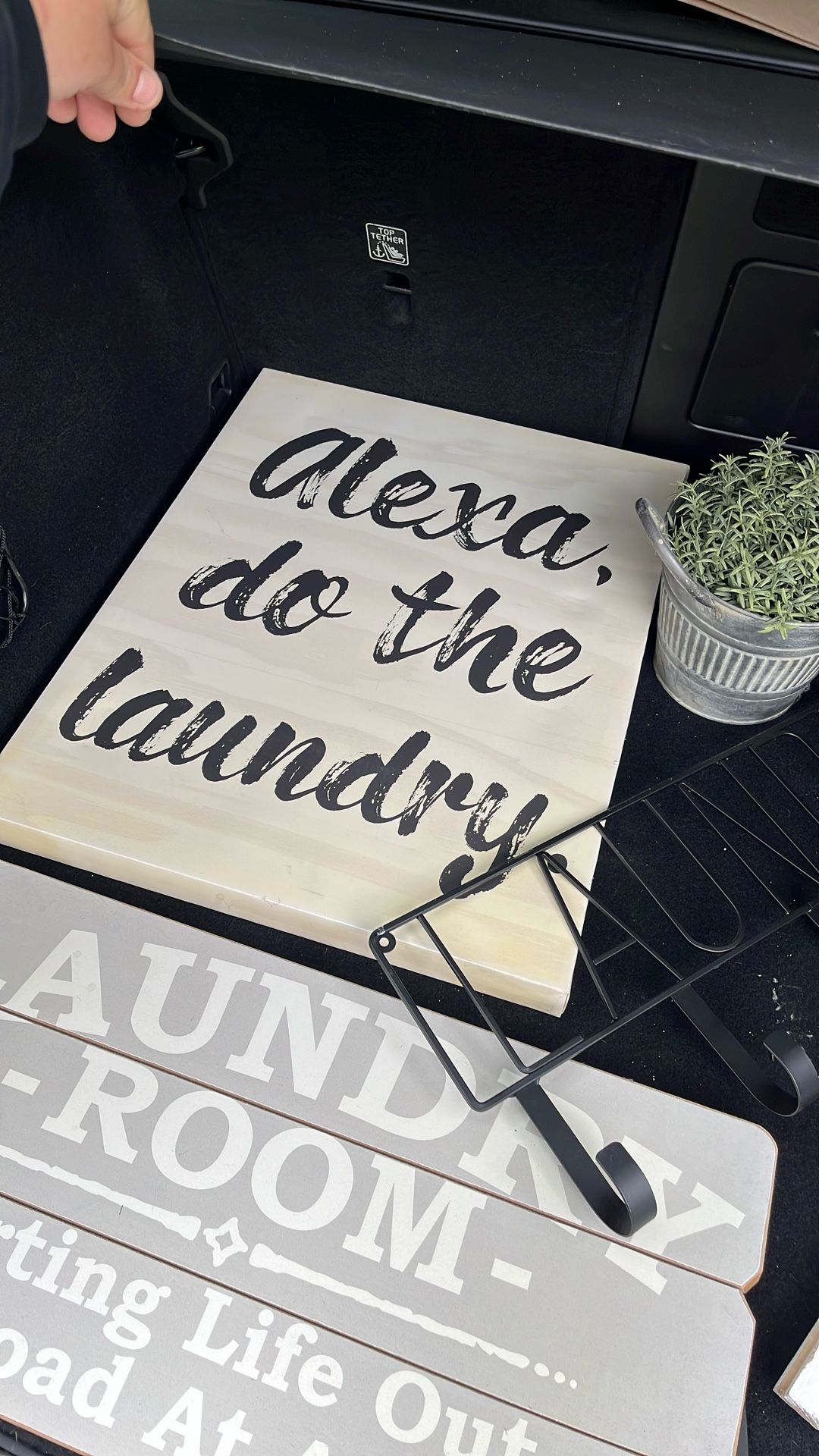 Laundry decor