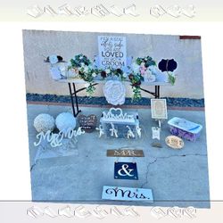 Perfect Your Wedding with Beautiful Ceremony Accessories smile onto