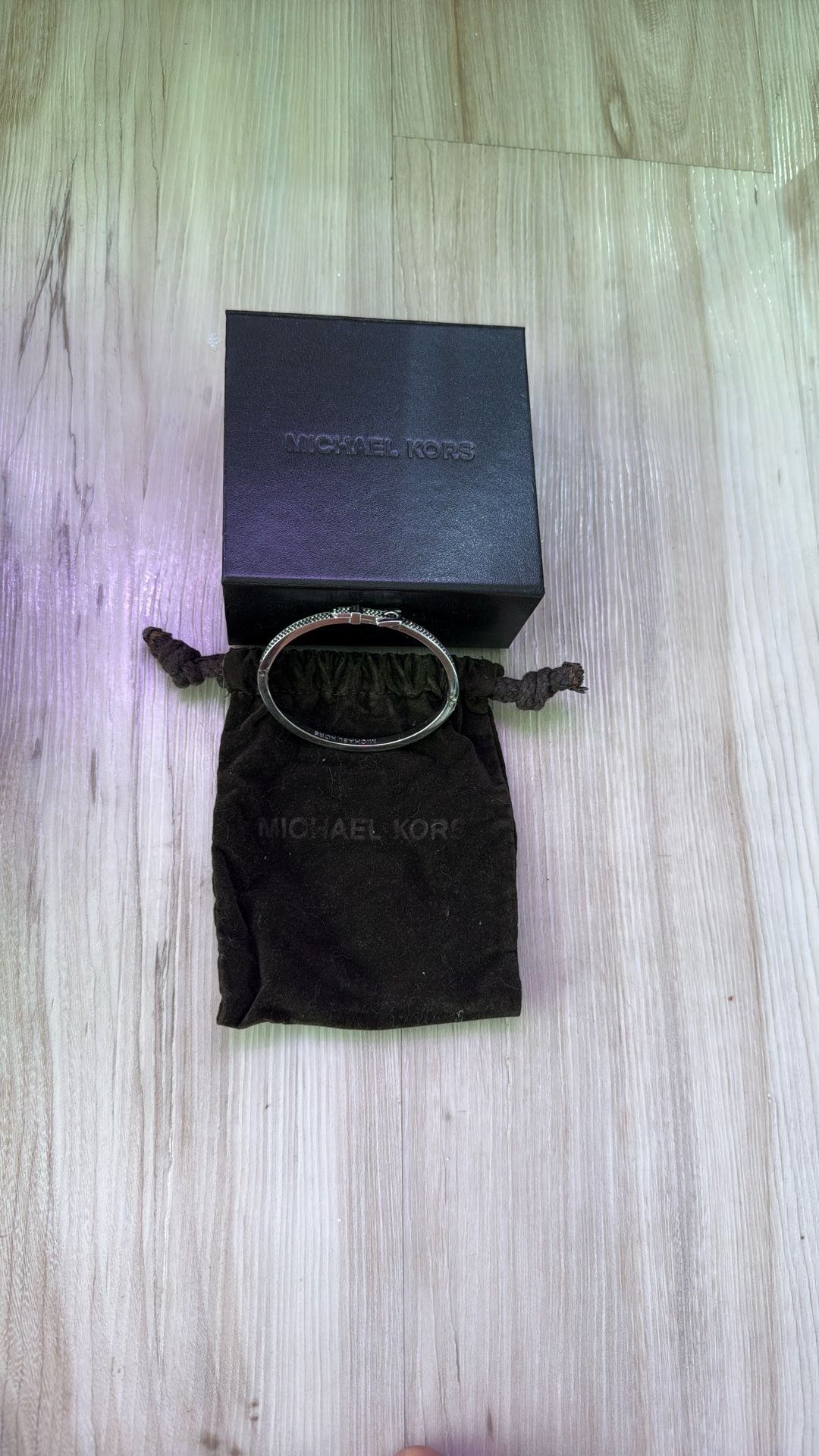 michael kors bangle