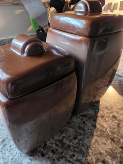 Kitchen canister set