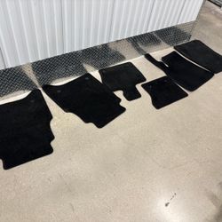 Six Land Rover floor mats $40