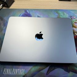 MacBook Air M4 - 16gb Ram, 256 Storage Sky Blue