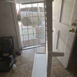 Toddler bed 