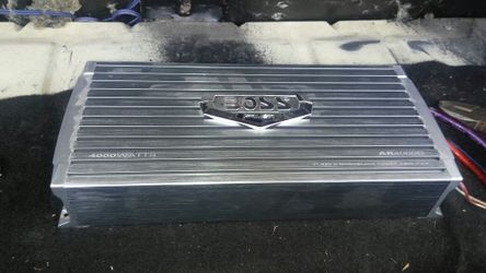 4000 watts boss amp